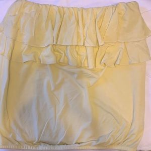 Sleeveless ruffle top